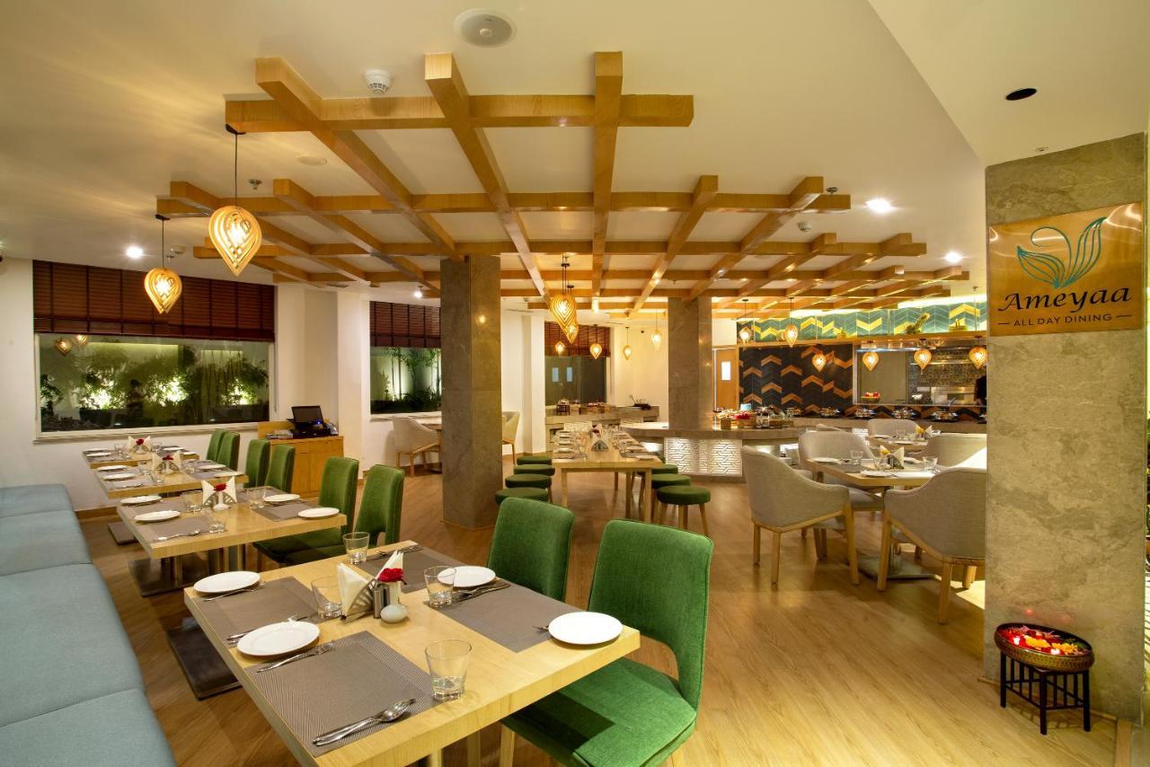 Ramada By Wyndham Katra Station Road Hotel Exterior photo